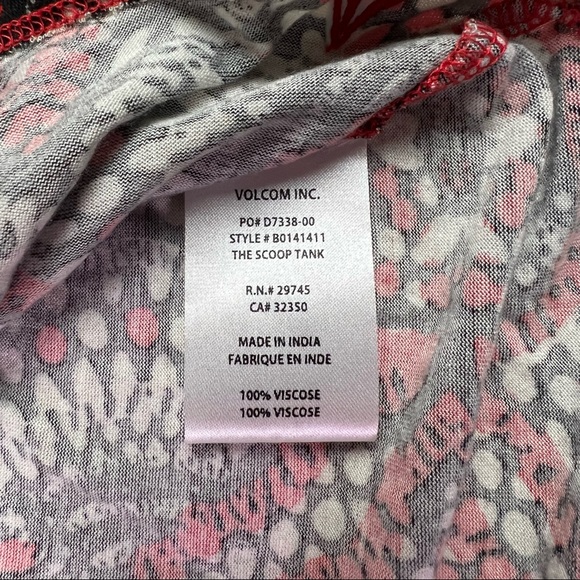 Volcom Geometric Print Scoop Neck Tank - Picture 10 of 10